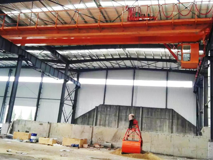 抓斗桥式起重机