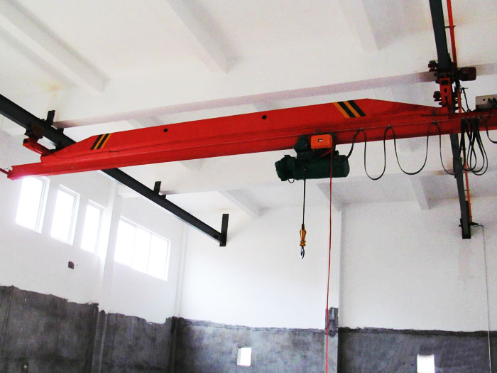 悬挂式起重机